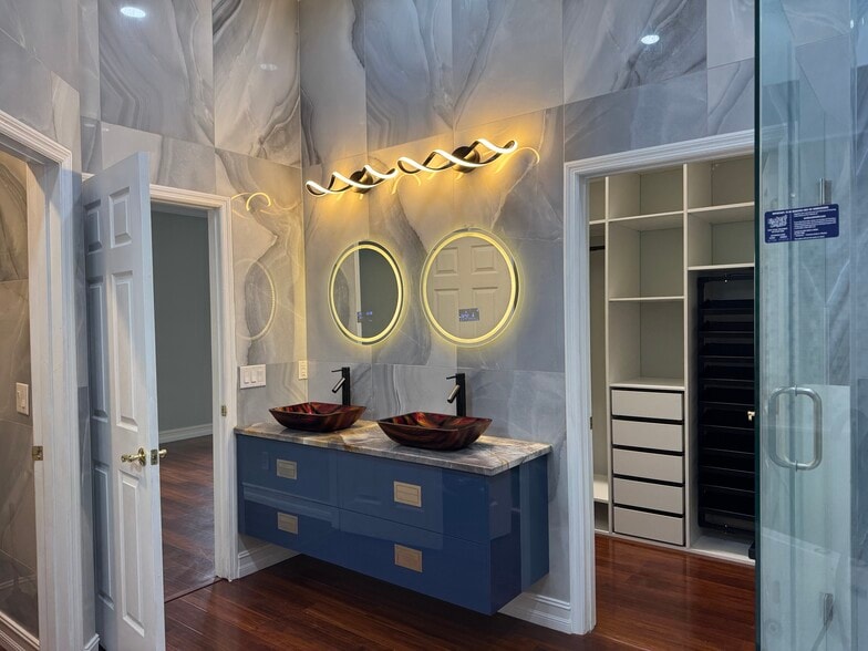 Building Photo - 11745 Via Lucerna Cir