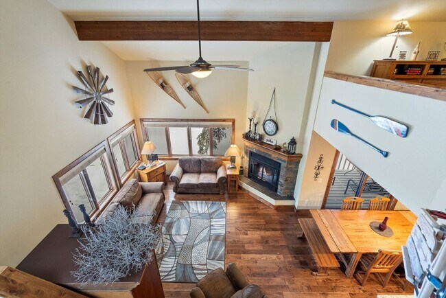 Building Photo - Charming Fully-Furnished Condo for Rent in Columbia Falls, MT – Located in Meadow Lake Golf Cours...