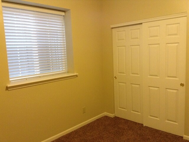 Building Photo - 5537 Sarahs Oak Dr