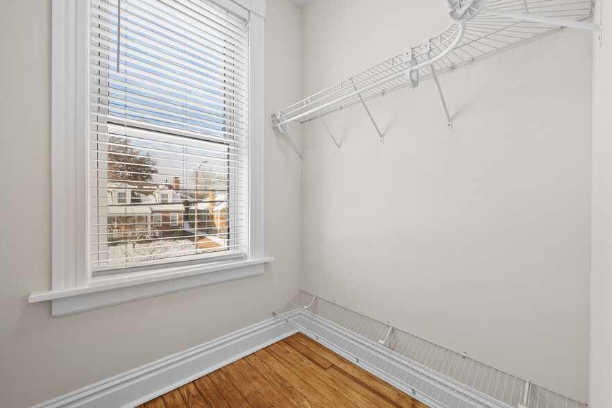 Building Photo - 1108 Tamm Ave