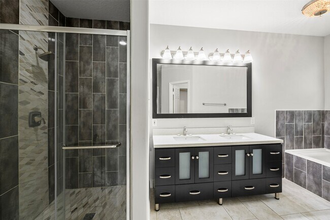 Building Photo - 6214 Pebble Canyon Ct