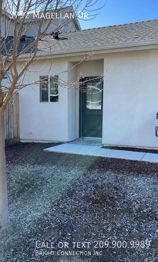 Building Photo - 3792 Magellan Dr