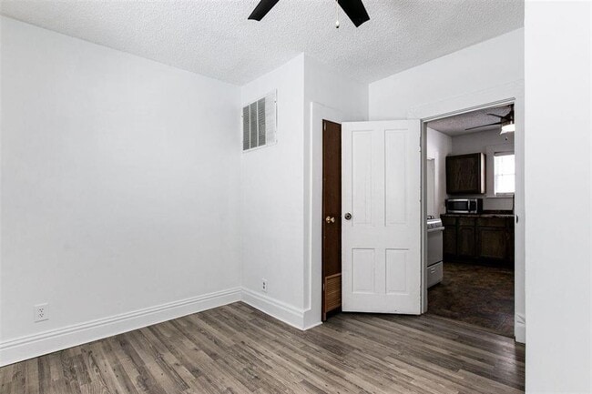 Building Photo - 511 Vattier Street