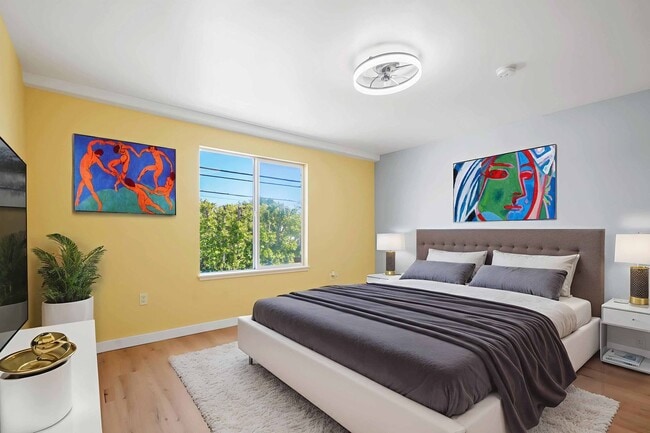 Building Photo - 3 Bed 2 Bath Apartment