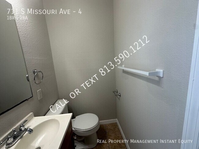 Building Photo - 711 S Missouri Ave