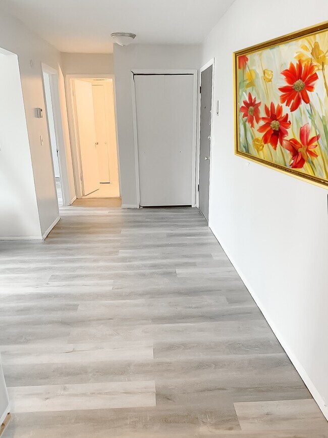 Building Photo - Blackstone Apartments