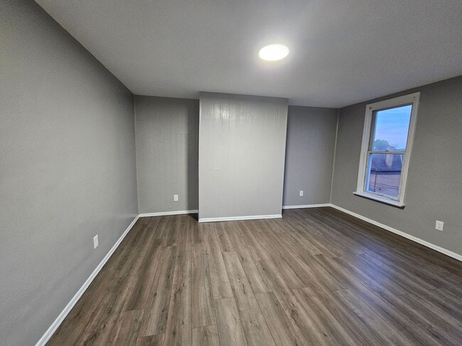 Building Photo - 1 bedroom 1 bath apartment for rent!