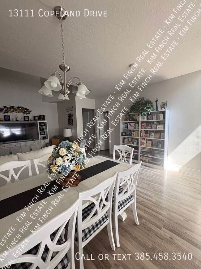 Building Photo - 13111 Copeland Dr