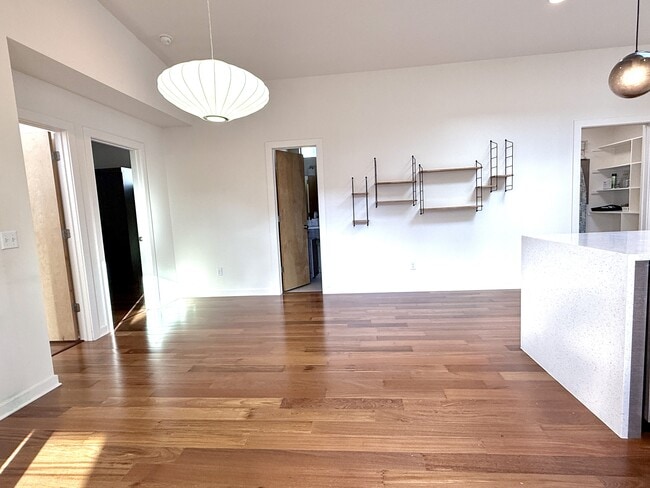 Building Photo - 416 Starlight Vlg Lp