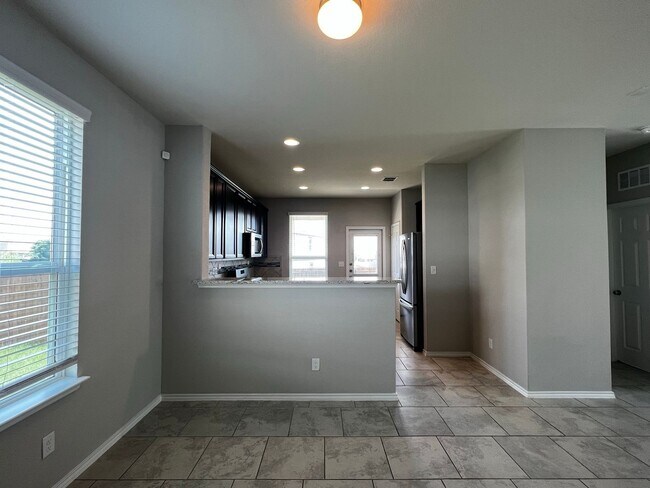Building Photo - Elegant home in Davis Ranch- 4 Bedroom/ 3 Bathroom