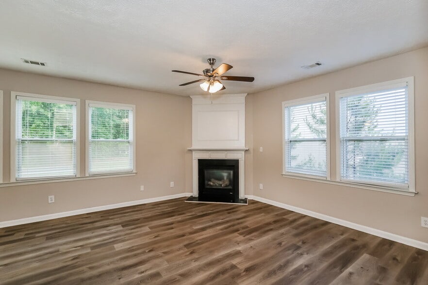 Building Photo - 7190 Flagstone Pl
