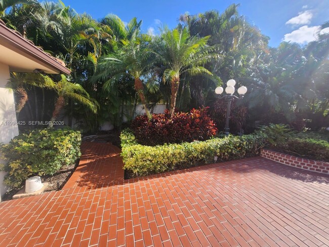 Building Photo - 2980 SW 111th Ave