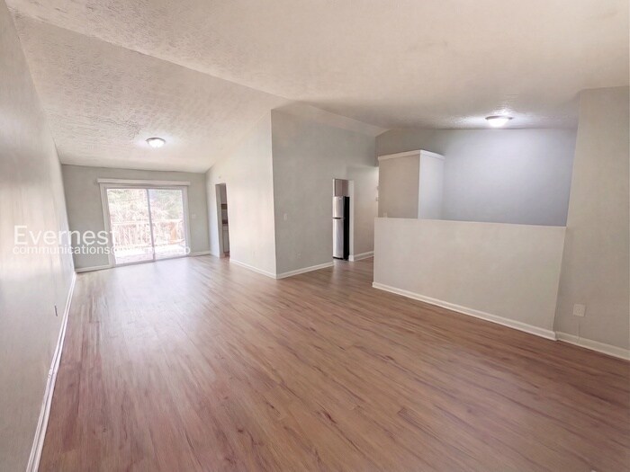 Building Photo - 426 Park Ridge Cir