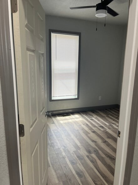 Bed #2 - 216 N Sheridan St