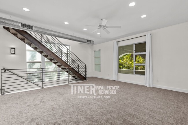Building Photo - Industrial Loft in Fabulous Downtown Neigh...