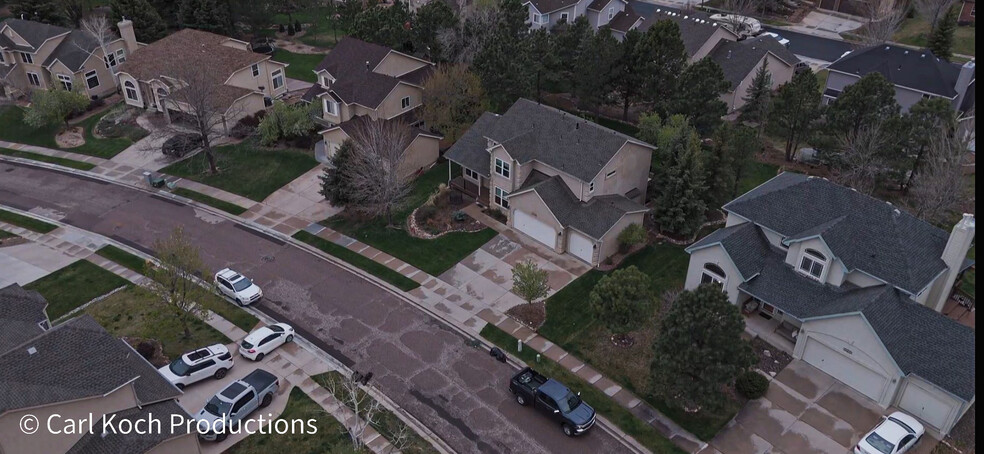 Building Photo - 2185 Hoodoo Dr