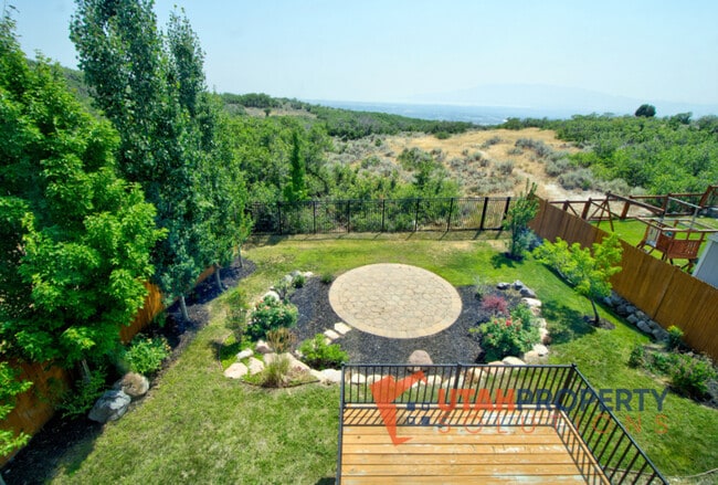 Building Photo - 1994 Fielding Hill Ln