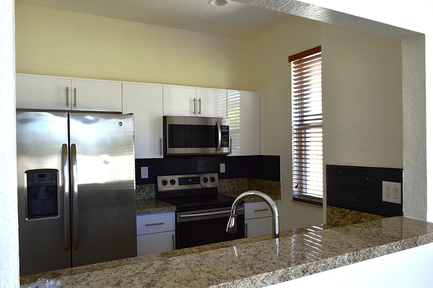 Building Photo - 23701 SW 110th Ave