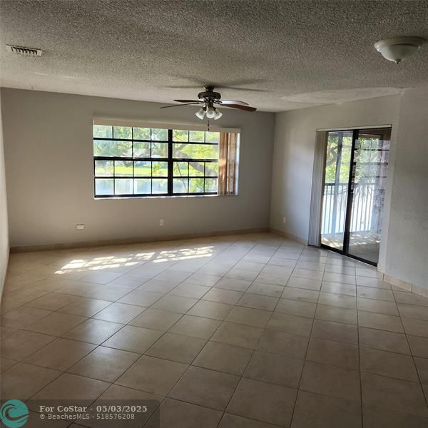 Building Photo - 3634 NW 95th Terrace