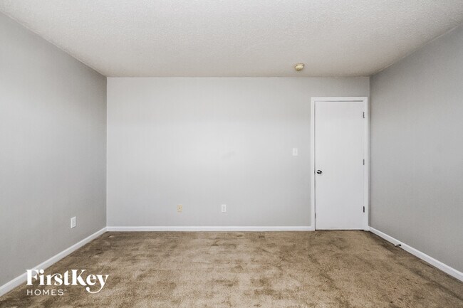 Building Photo - 12230 Sweet Creek Trail