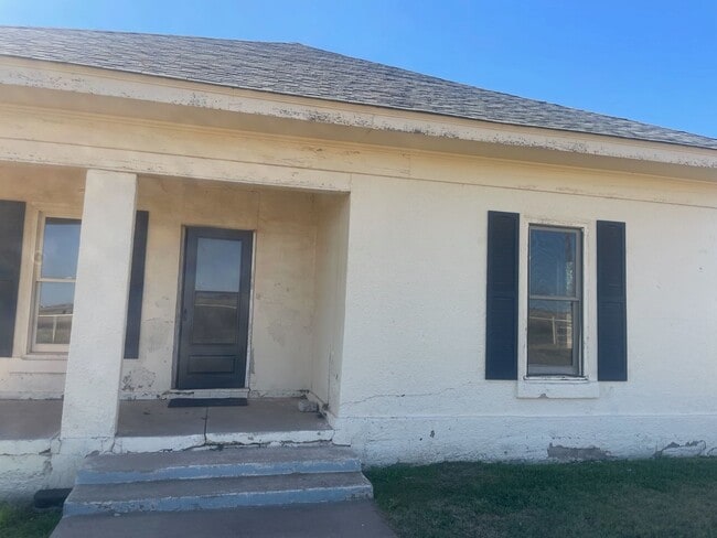 Building Photo - 12911 Gordon-Cummings Rd