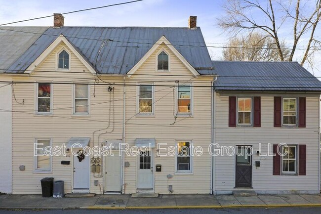 Building Photo - 216-218 N. College St