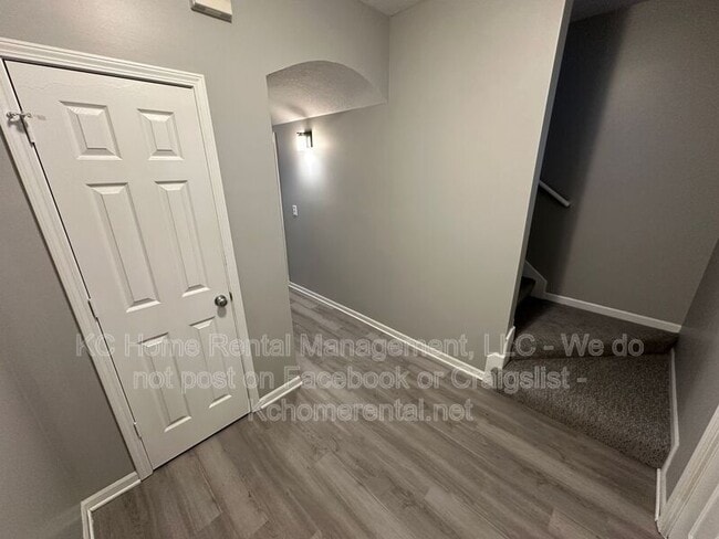 Building Photo - 1955 N 80th Ct