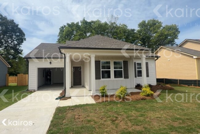 Building Photo - 108 Silver Maple Circle