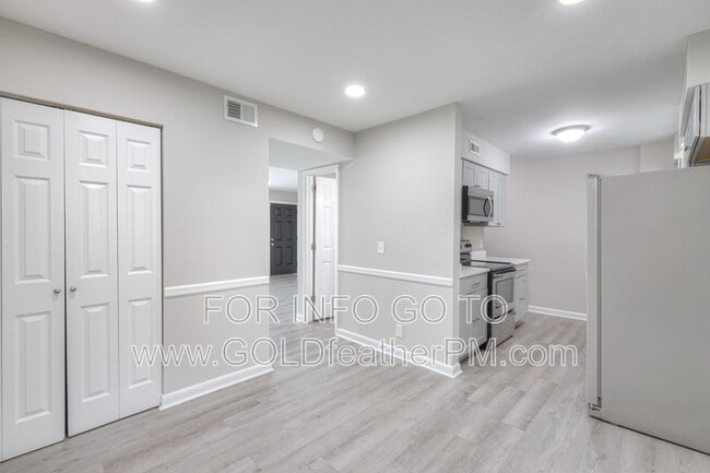 Building Photo - 5510 Country Dr