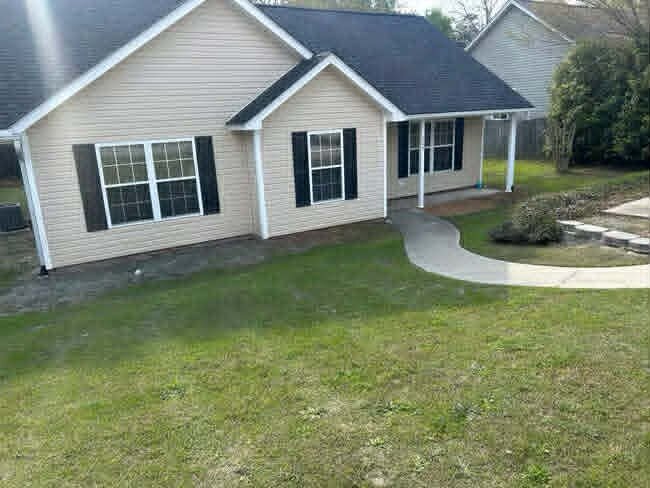 Building Photo - 151 Whispering Glen Cir