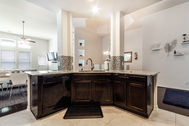 Building Photo - 6305 Rotherham St