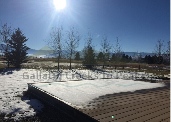 Building Photo - 4 Bedroom 2 Bathroom Rabel Lane Home