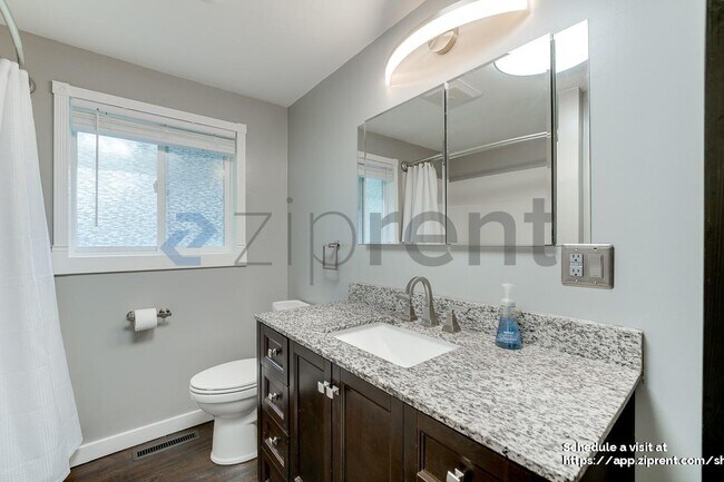 Building Photo - 4640 191st St SW