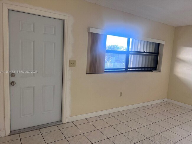 Building Photo - 13331 SW 17th Ln