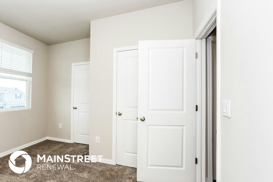 Building Photo - 1816 Woodleaf Hammock Ct