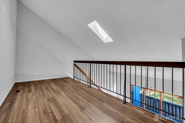 Building Photo - 2016 Aspen Dr