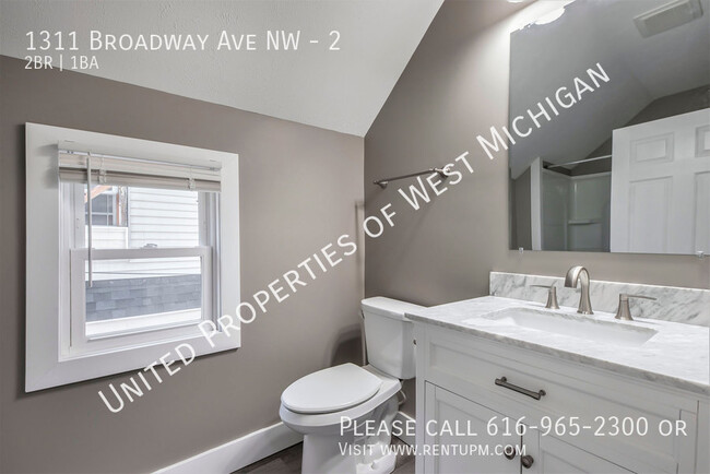 Building Photo - Available Now | Newly Updated 2 Bedroom, 1...