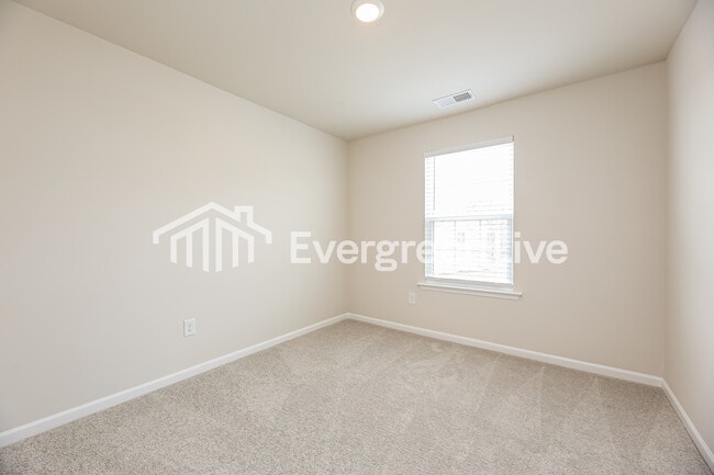 Building Photo - now