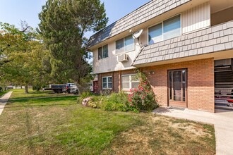 Building Photo - 4517 1175 W