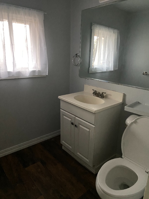 Building Photo - 1129 Magnolia Ave