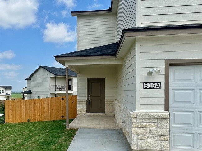 Building Photo - 515 War Admiral Dr