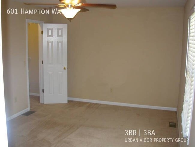 Building Photo - 601 Hampton Way