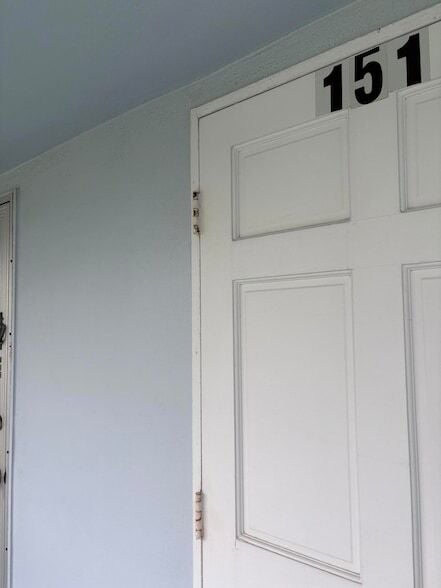 Building Photo - 151 Canterbury E