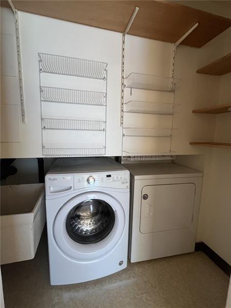 Building Photo - 332 Hailman St