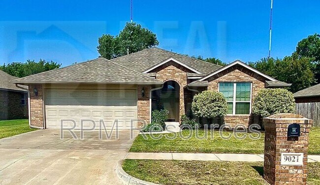 Building Photo - 9021 SW 55th St