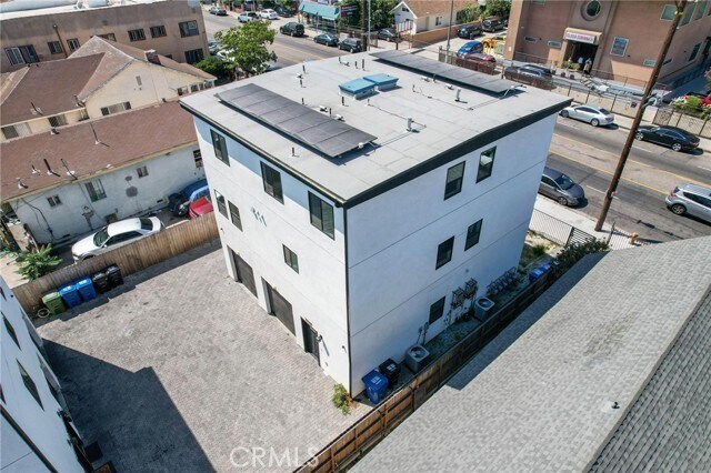 Building Photo - 532 W Vernon Ave