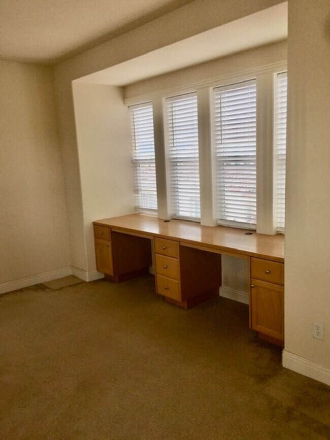 Building Photo - Terrific 4 bed 3.5 Home in Wonderful San Ramon! Great Schools, Shopping, Restaurants!