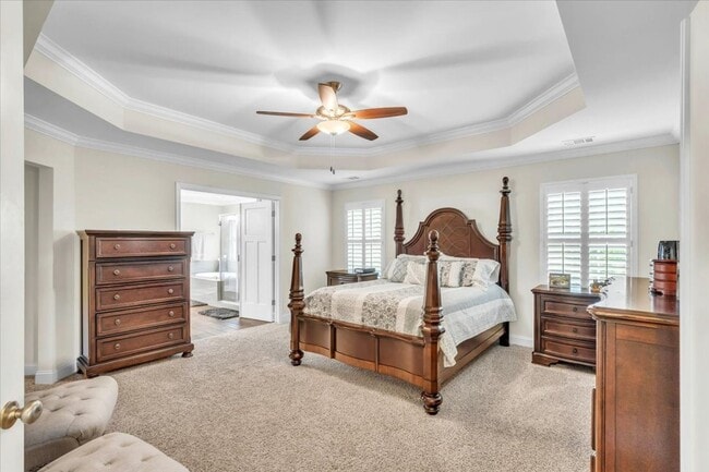 Building Photo - Gorgeous 4 Bed/2.5 Bath in Waterways Township!