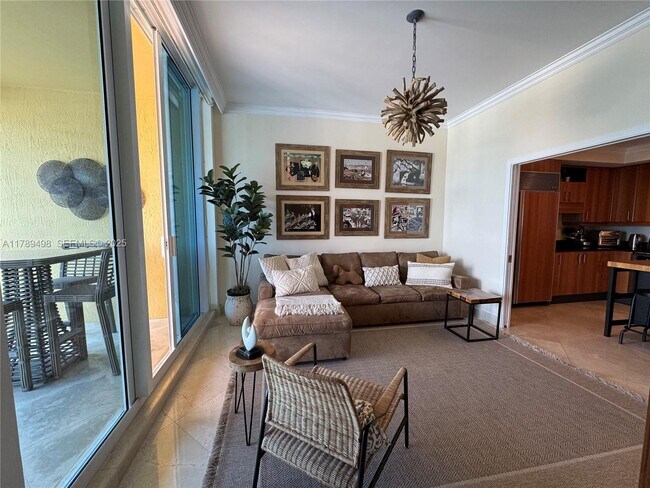 Building Photo - 2110 N Ocean Blvd