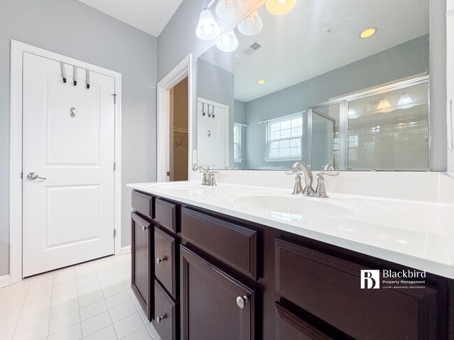 Building Photo - 13719 Port Commerce Ct